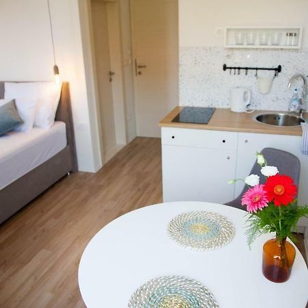 Soukki Town Centre Suites 1 Spalato Esterno foto