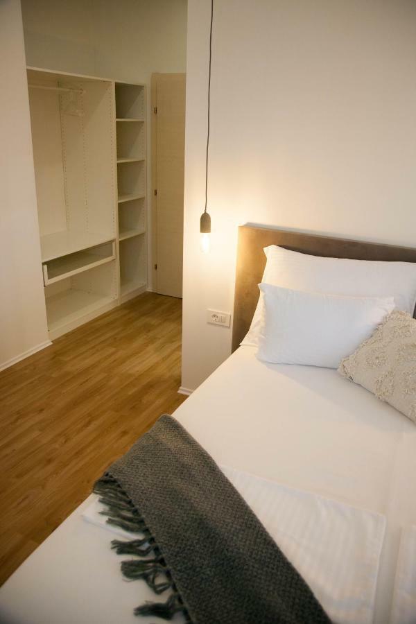 Soukki Town Centre Suites 1 Spalato Esterno foto